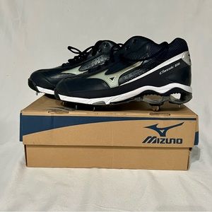 Mizuno Men's 9-Spike Classic G6 Mid Switch Baseball Cleat